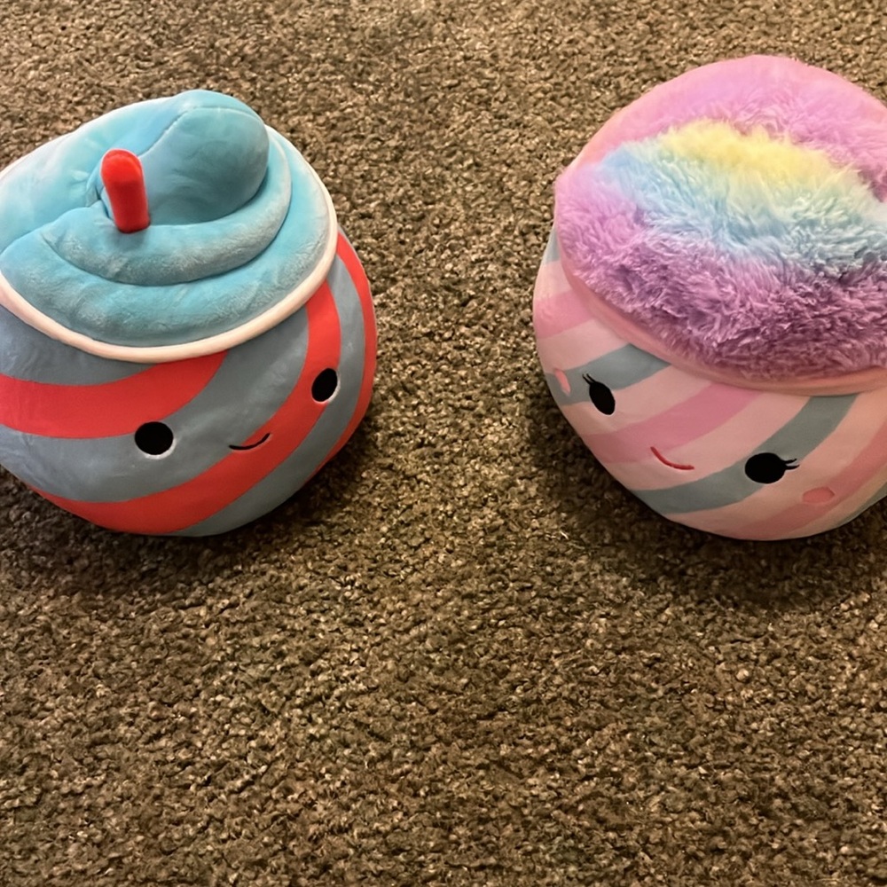 Squishmallow - Picture 4 of 5
